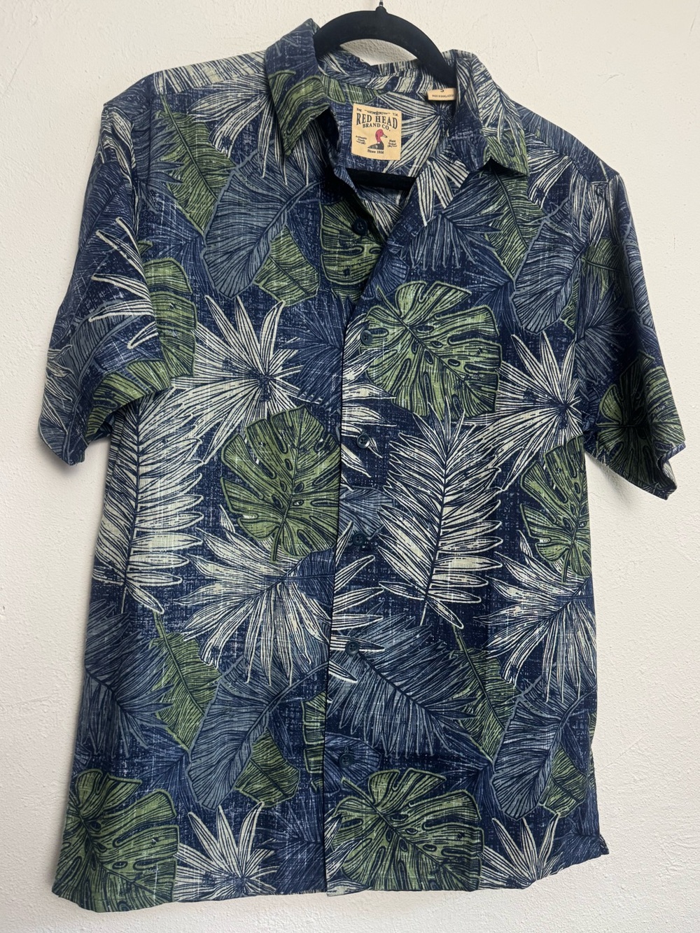 Red Head Brand Tropical Monstera Casual Button Down Shirt